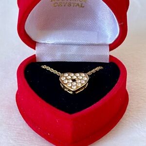 18K Gold Finish Heart Pendant w Geniune Australian Crystals, Rope Chain